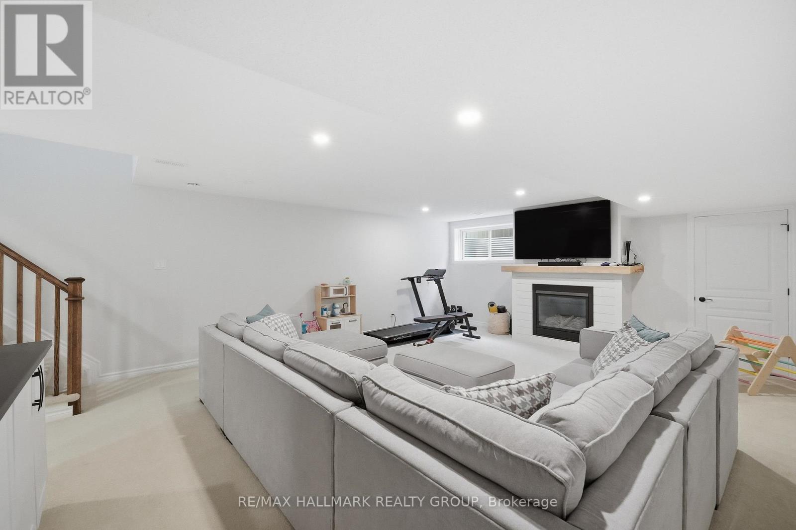 314 Melodie Street, Ottawa, Ontario  K1W 0H9 - Photo 31 - X12532436