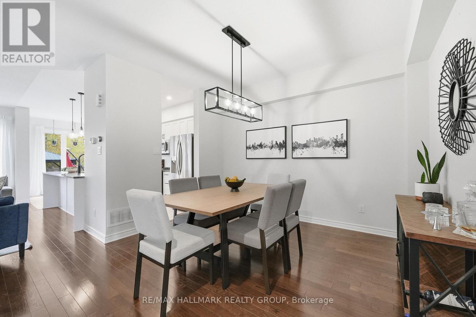 314 Melodie Street, Ottawa, Ontario  K1W 0H9 - Photo 6 - X12532436