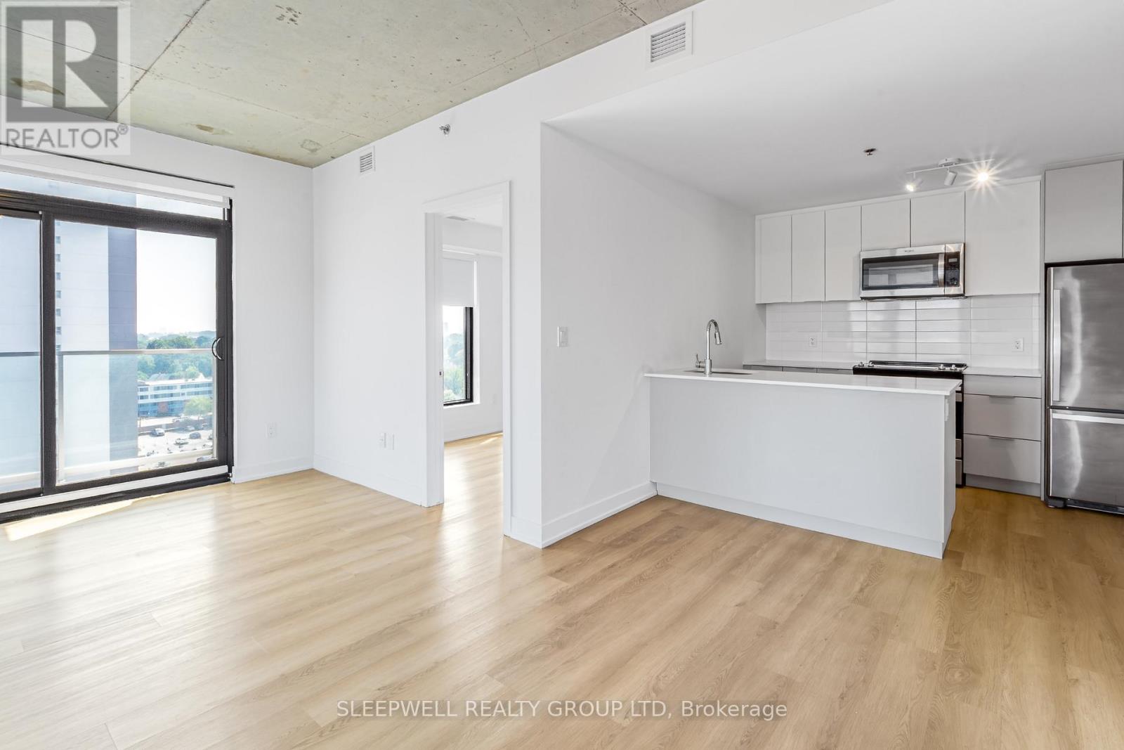 1910 - 1354 Carling Avenue, Ottawa, Ontario  K1Z 7L5 - Photo 4 - X12532582