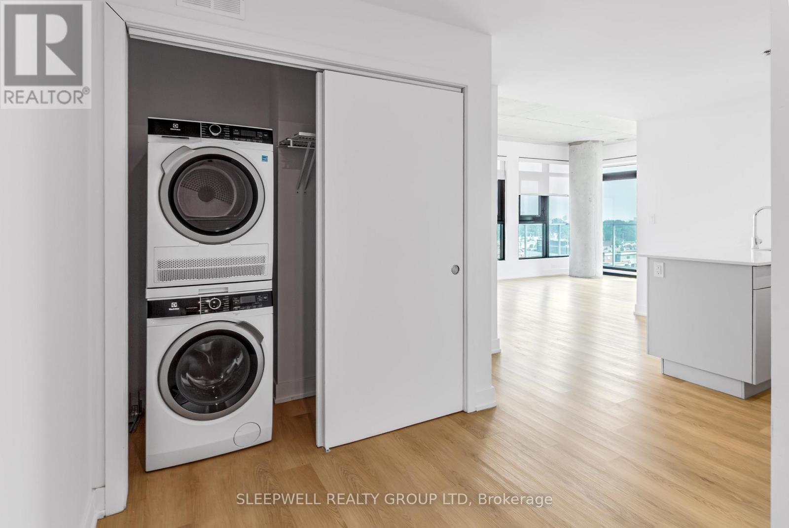 1910 - 1354 Carling Avenue, Ottawa, Ontario  K1Z 7L5 - Photo 8 - X12532582