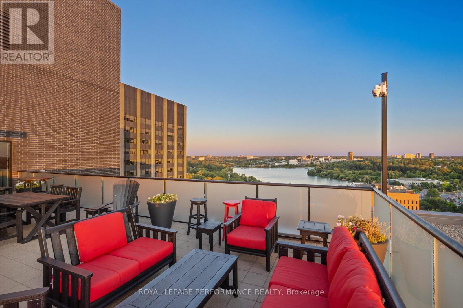 0804 - 518 Rochester Street, Ottawa, Ontario K1S 5W4 - Photo 17 - X12532684