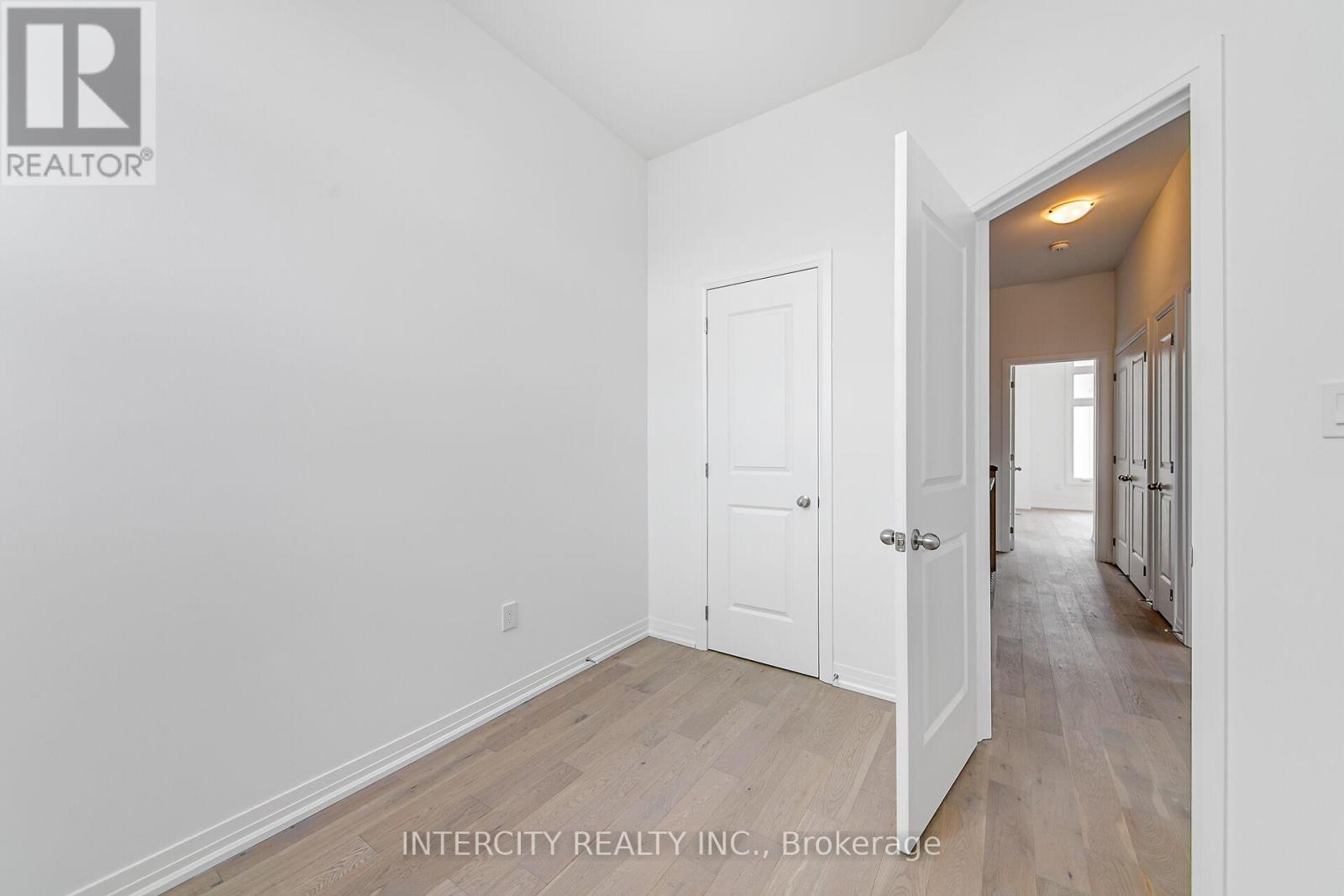 29 Albert Firman Lane, Markham, Ontario  L6C 3B5 - Photo 27 - N12242755