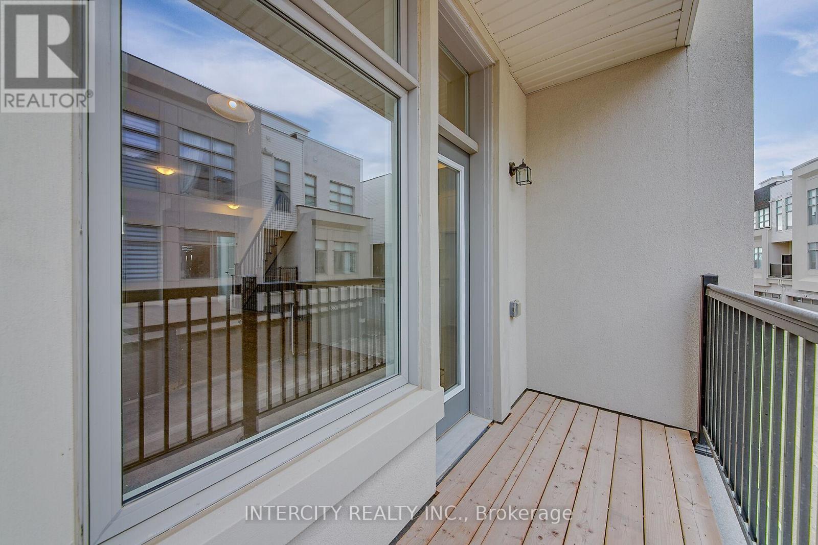 29 Albert Firman Lane, Markham, Ontario  L6C 3B5 - Photo 34 - N12242755