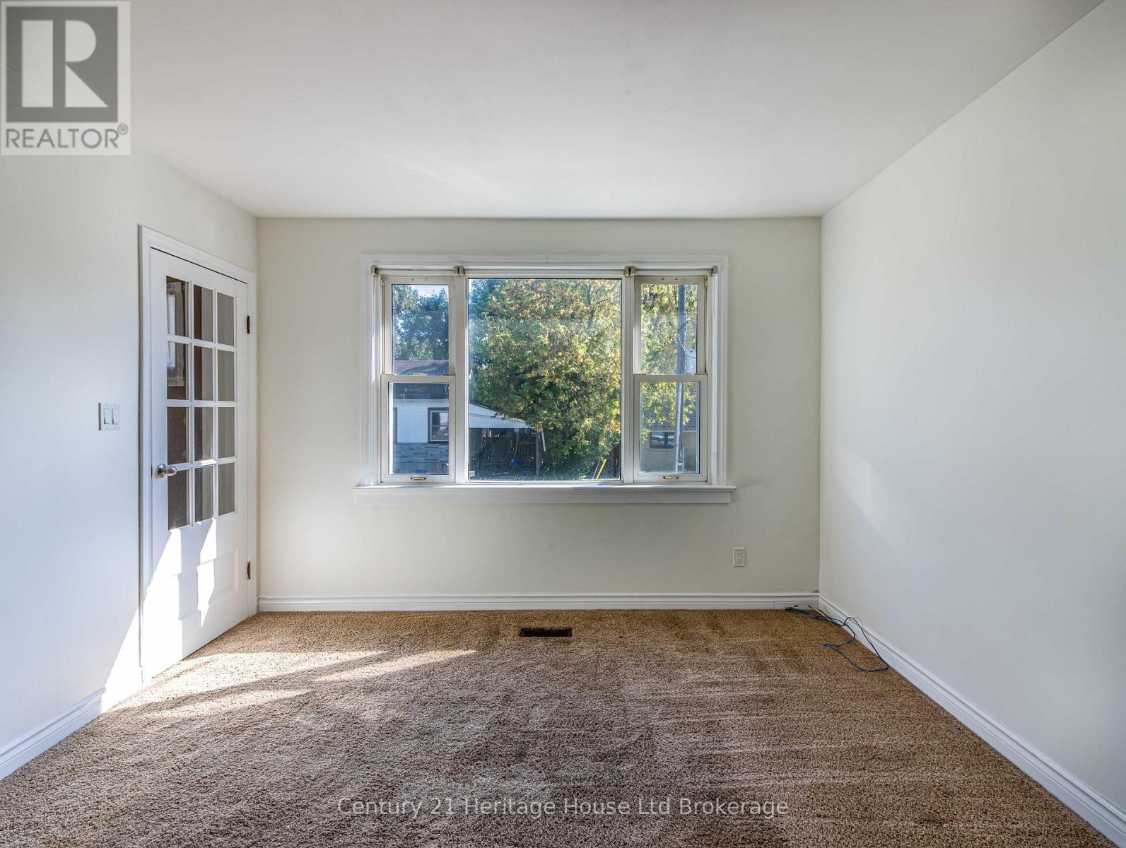 675 Miller Street, Woodstock, Ontario  N4S 5K2 - Photo 4 - X12532710