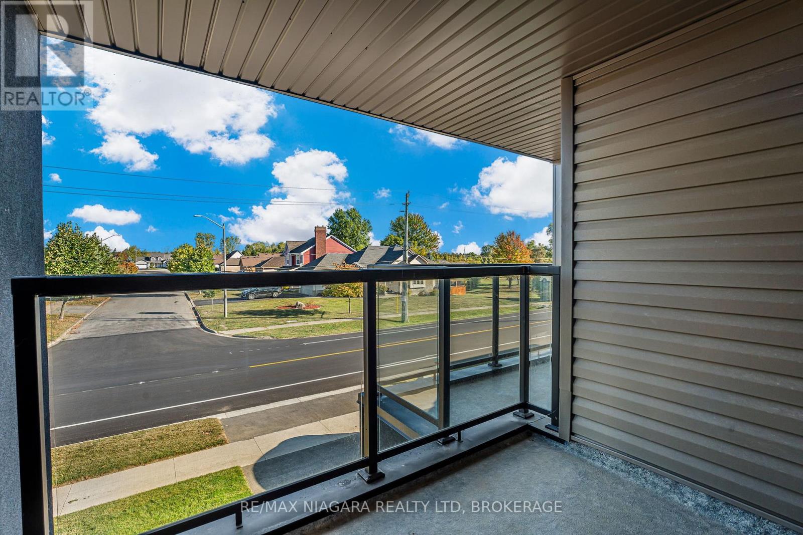 3219 Dominion Road, Fort Erie, Ontario L0S 1N0 - Photo 28 - X12532692