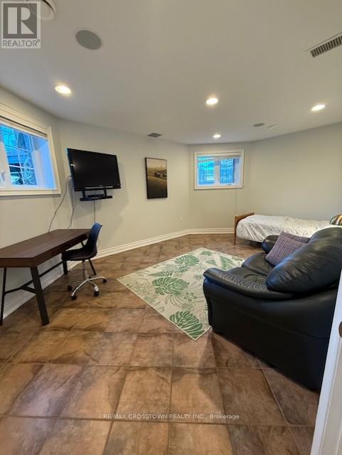 (Basement Unit) - 5143 11th Line, Innisfil, Ontario  L0L 1L0 - Photo 9 - N12532274