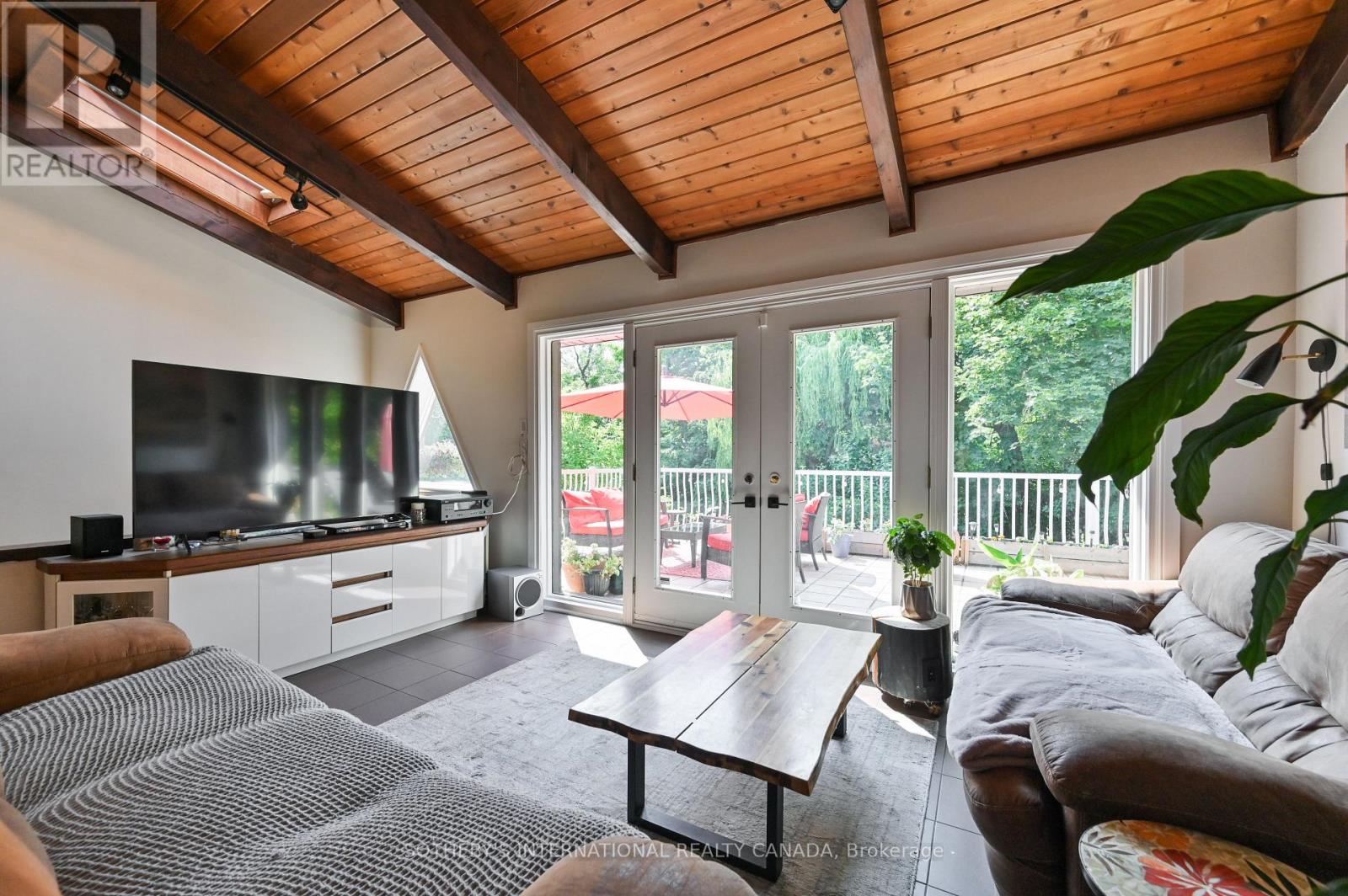 130 Monsheen Drive, Vaughan, Ontario  L4L 2E7 - Photo 11 - N12532350