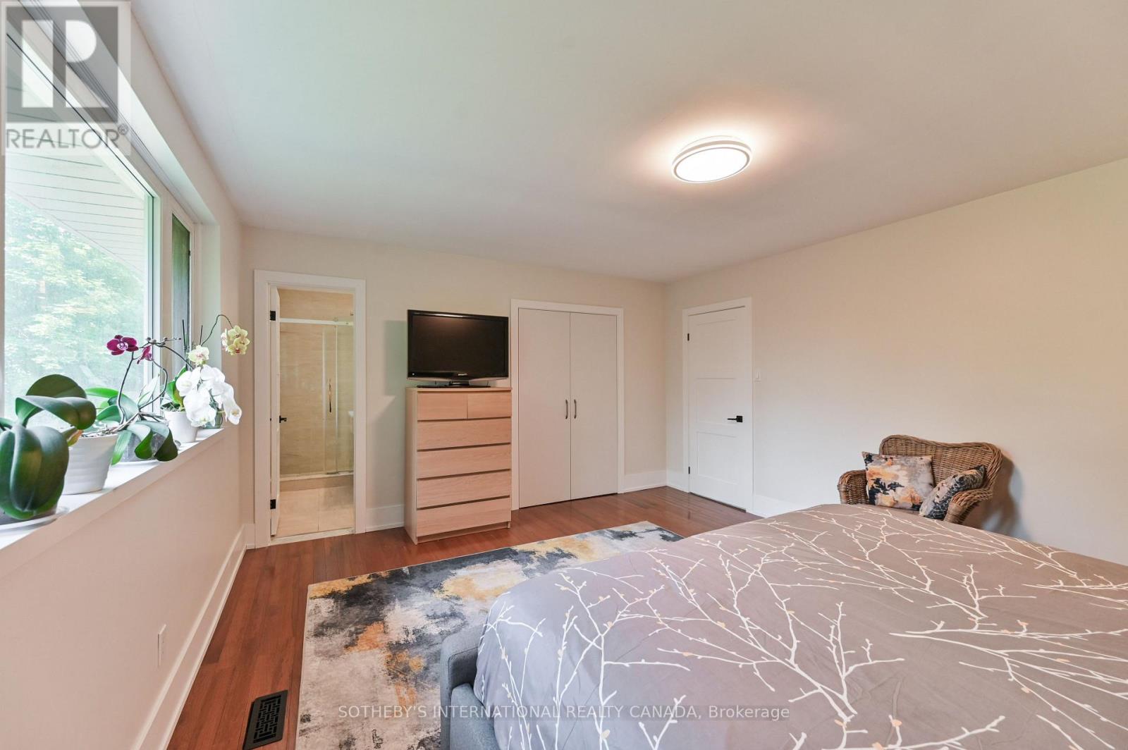 130 Monsheen Drive, Vaughan, Ontario  L4L 2E7 - Photo 13 - N12532350