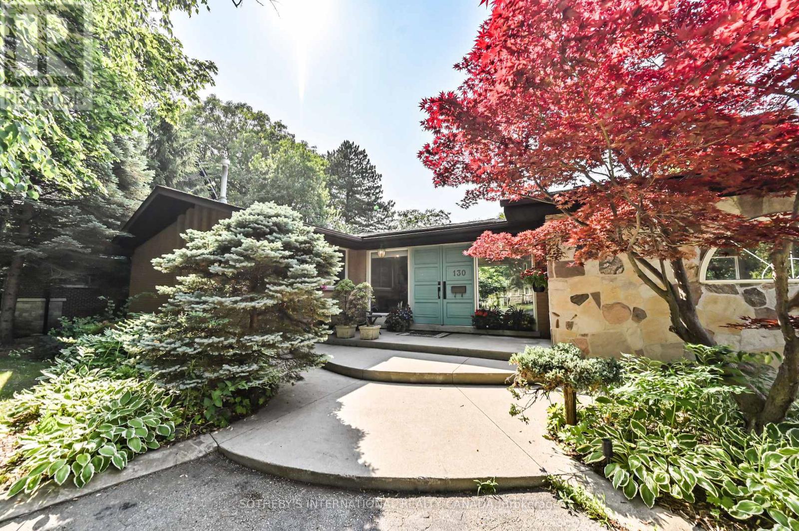 130 Monsheen Drive, Vaughan, Ontario  L4L 2E7 - Photo 2 - N12532350