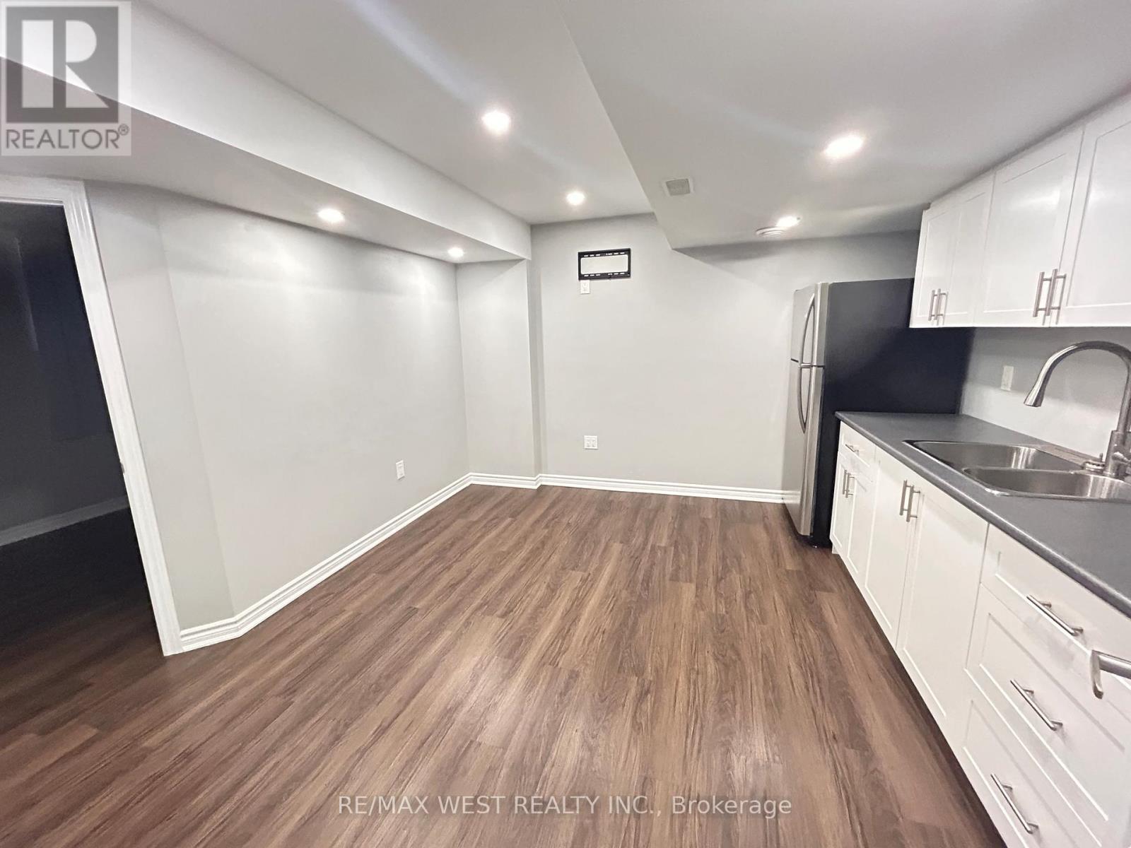 149 Sharpe Crescent, New Tecumseth, Ontario  L0G 1W0 - Photo 5 - N12532398