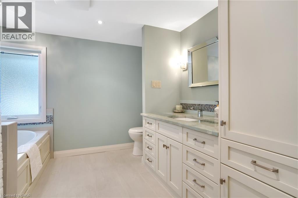 12 Sycamore Place, Kitchener, Ontario  N2M 4G1 - Photo 19 - 40786490