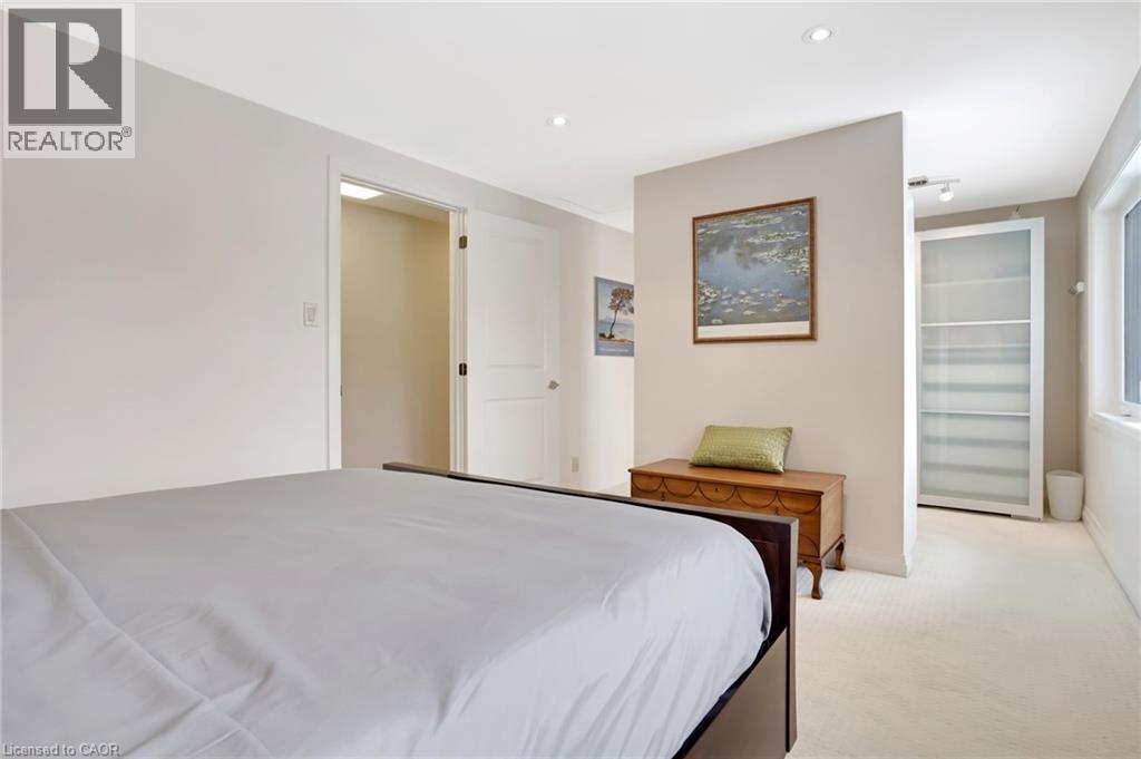 12 Sycamore Place, Kitchener, Ontario  N2M 4G1 - Photo 23 - 40786490