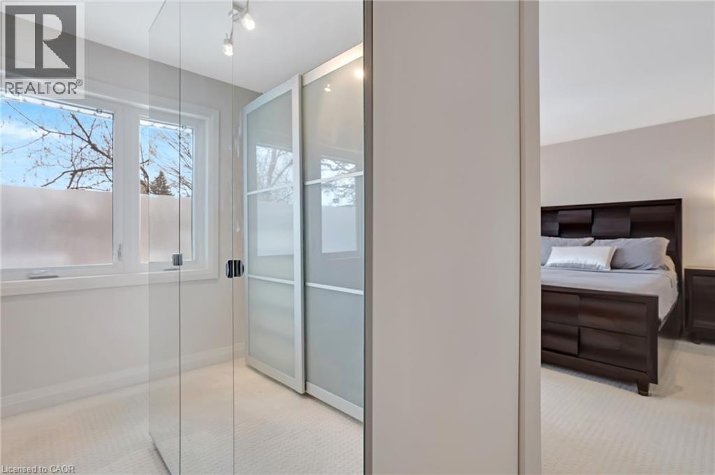 12 Sycamore Place, Kitchener, Ontario  N2M 4G1 - Photo 26 - 40786490