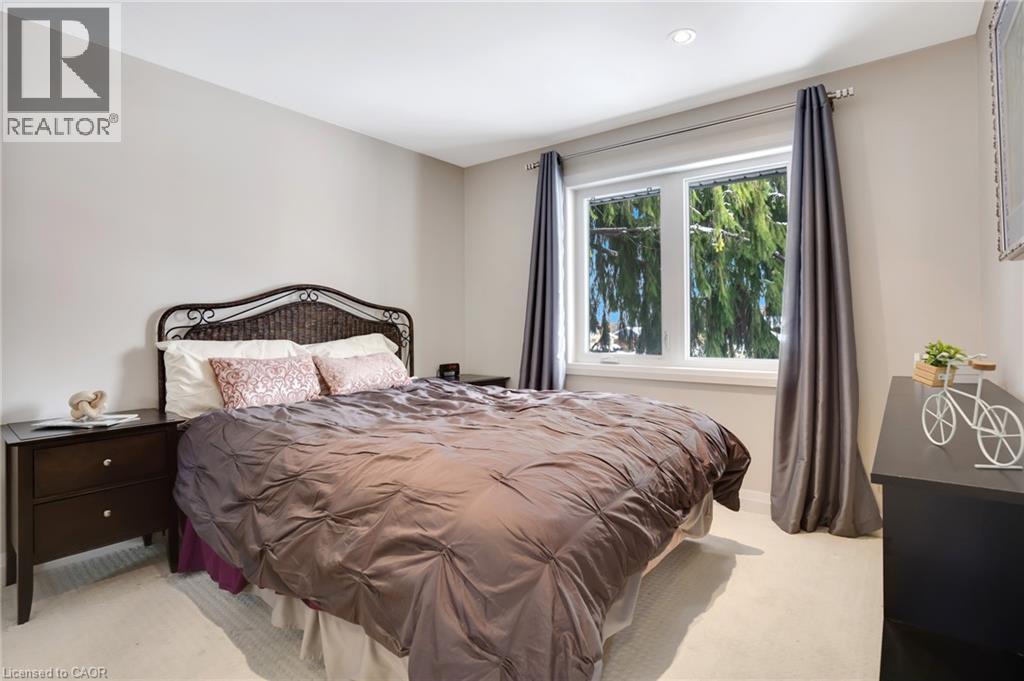 12 Sycamore Place, Kitchener, Ontario  N2M 4G1 - Photo 27 - 40786490