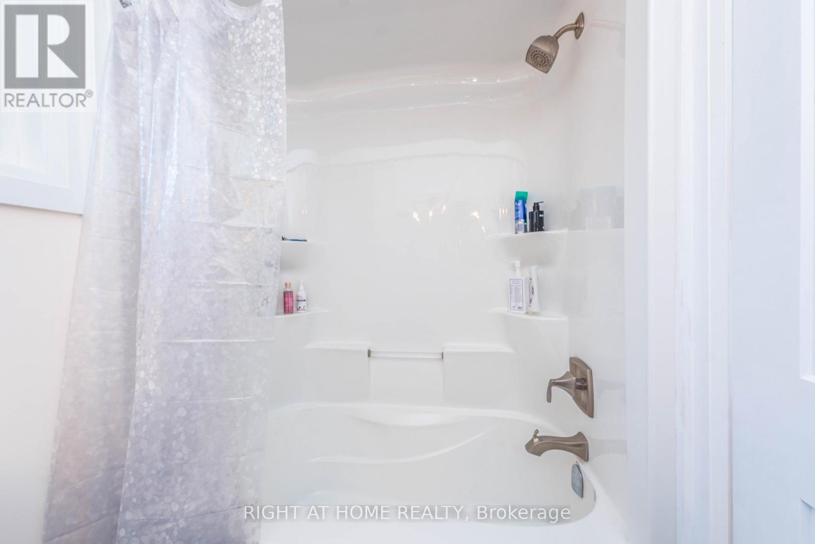 11 Ottaway Avenue, Barrie, Ontario  L4M 2W6 - Photo 25 - S12532276