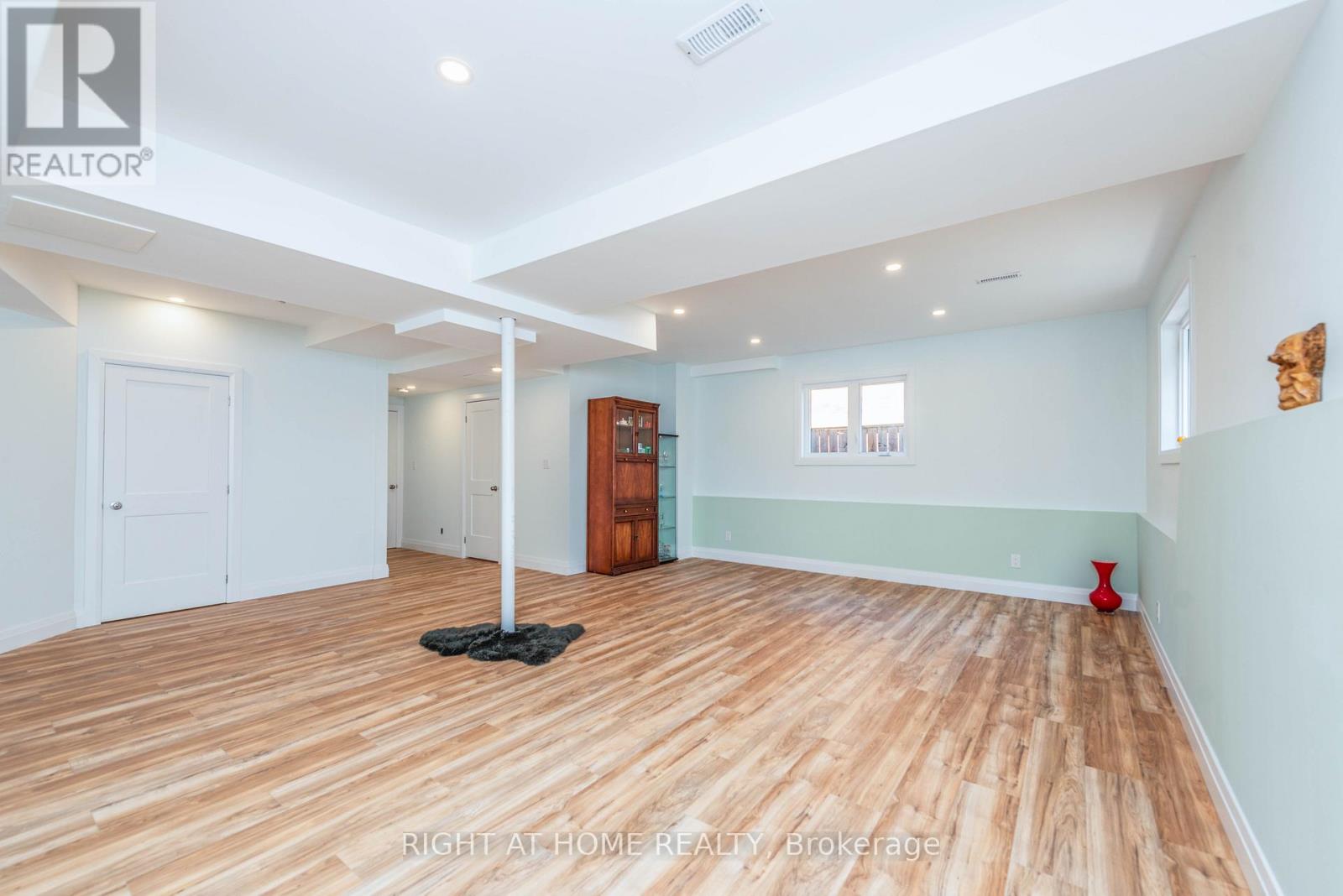 11 Ottaway Avenue, Barrie, Ontario  L4M 2W6 - Photo 34 - S12532276