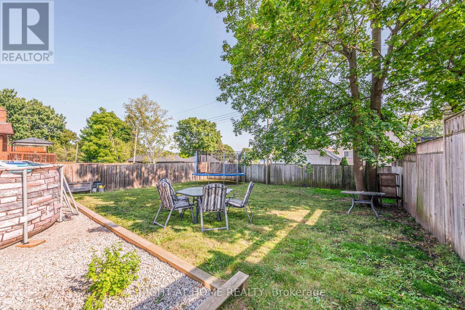 11 Ottaway Avenue, Barrie, Ontario  L4M 2W6 - Photo 49 - S12532276