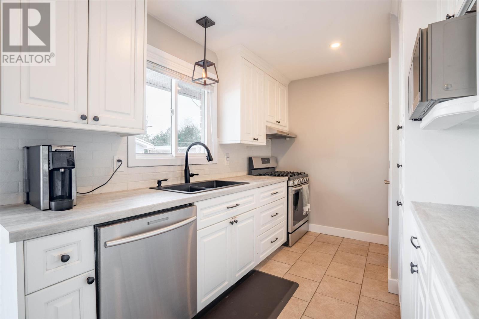 22 Lasalle Ct, Sault Ste. Marie, Ontario  P6B 4R6 - Photo 21 - SM253218