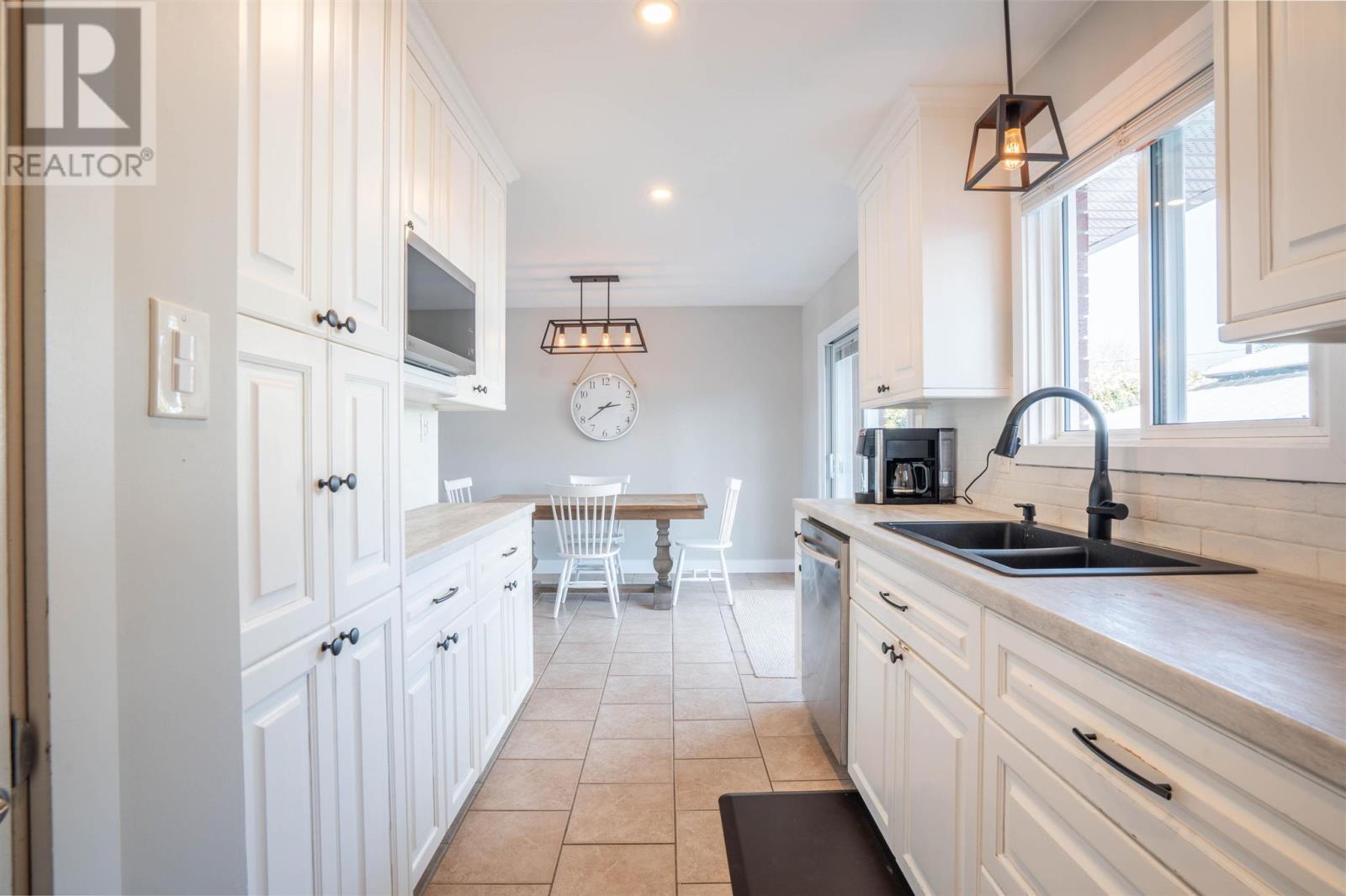 22 Lasalle Ct, Sault Ste. Marie, Ontario  P6B 4R6 - Photo 23 - SM253218