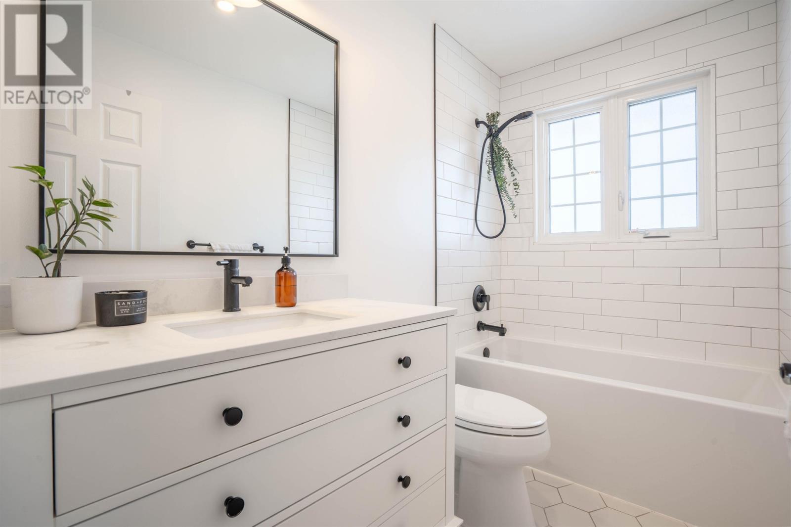 22 Lasalle Ct, Sault Ste. Marie, Ontario  P6B 4R6 - Photo 28 - SM253218