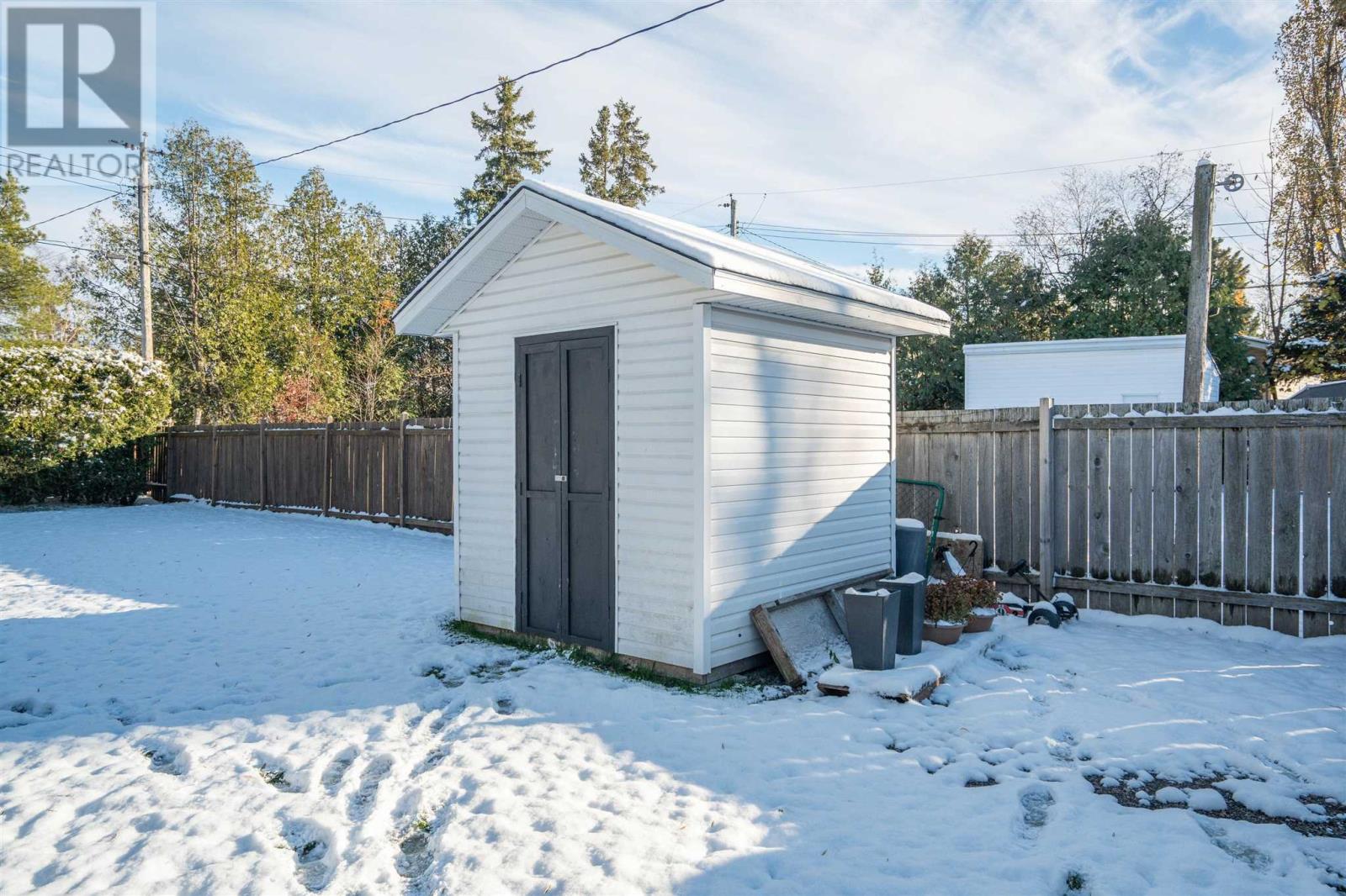 22 Lasalle Ct, Sault Ste. Marie, Ontario  P6B 4R6 - Photo 5 - SM253218