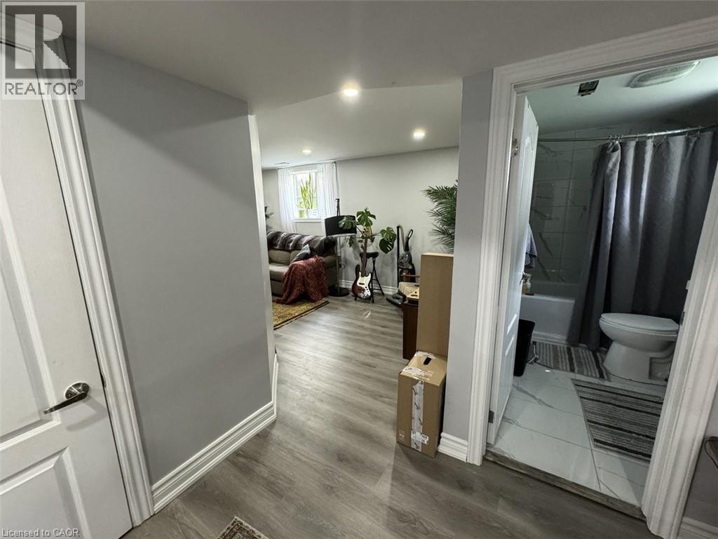 29 Birchcliffe Crescent Unit# 2, Hamilton, Ontario L8T 4K6 - Photo 8 - 40786804