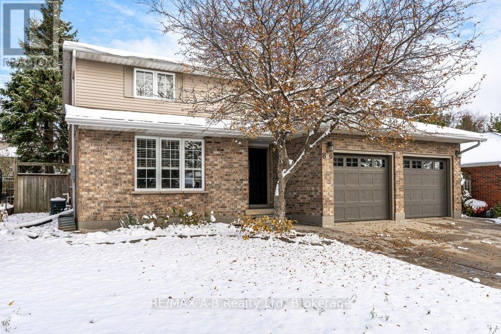 86 Freeland Drive, Stratford, Ontario  N4Z 1H1 - Photo 2 - X12532738