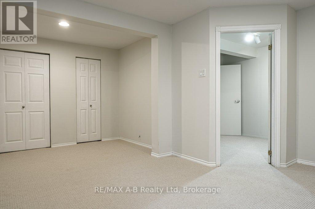 86 Freeland Drive, Stratford, Ontario  N4Z 1H1 - Photo 43 - X12532738