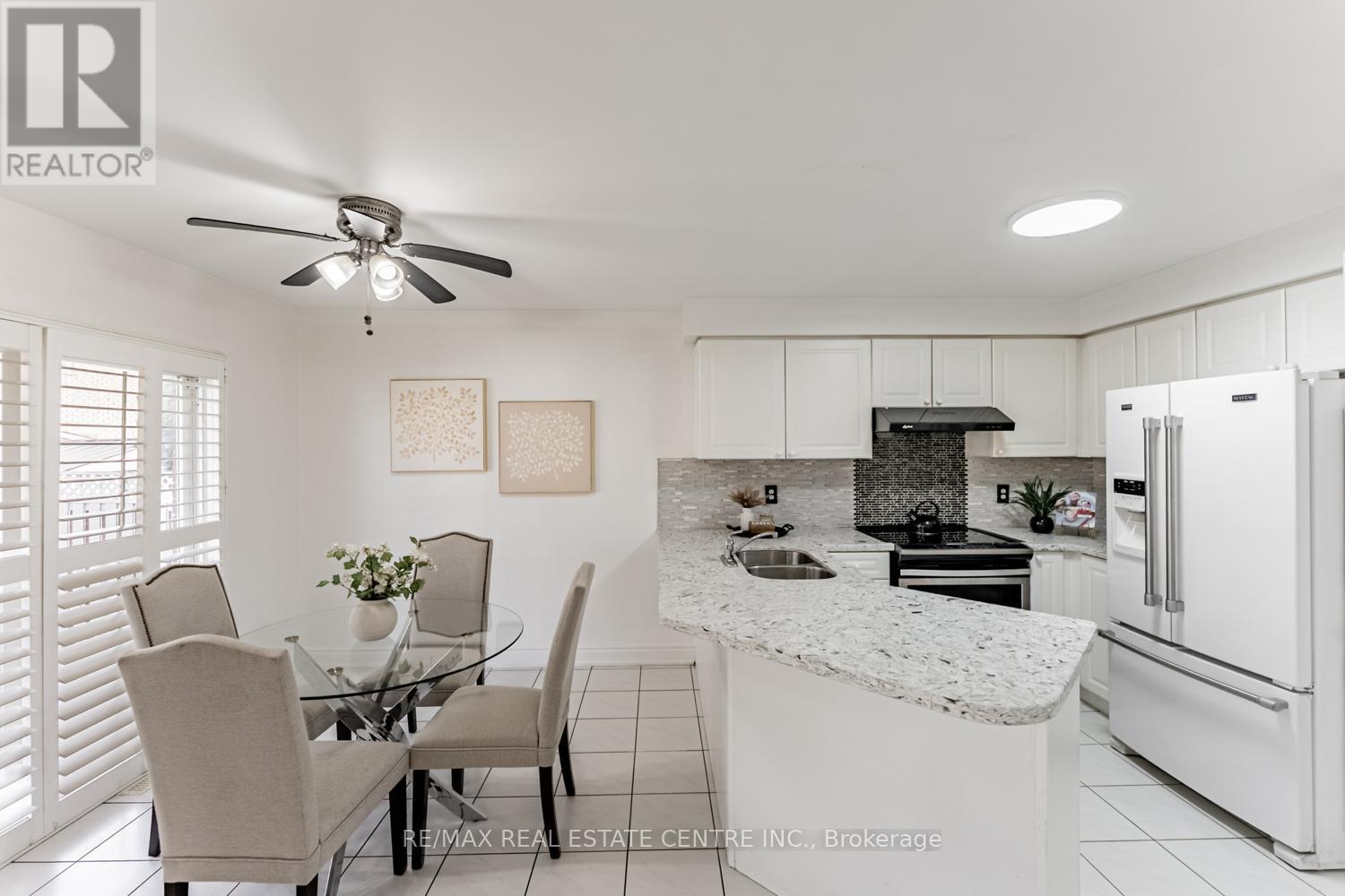 8 Mannel Crescent, Brampton, Ontario  L6Y 5E1 - Photo 14 - W12532310