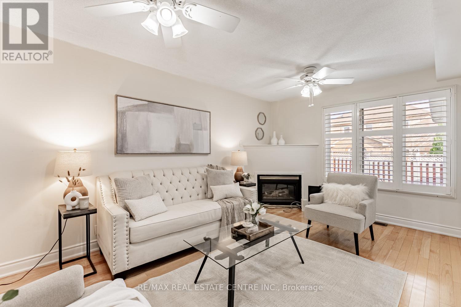 8 Mannel Crescent, Brampton, Ontario  L6Y 5E1 - Photo 19 - W12532310