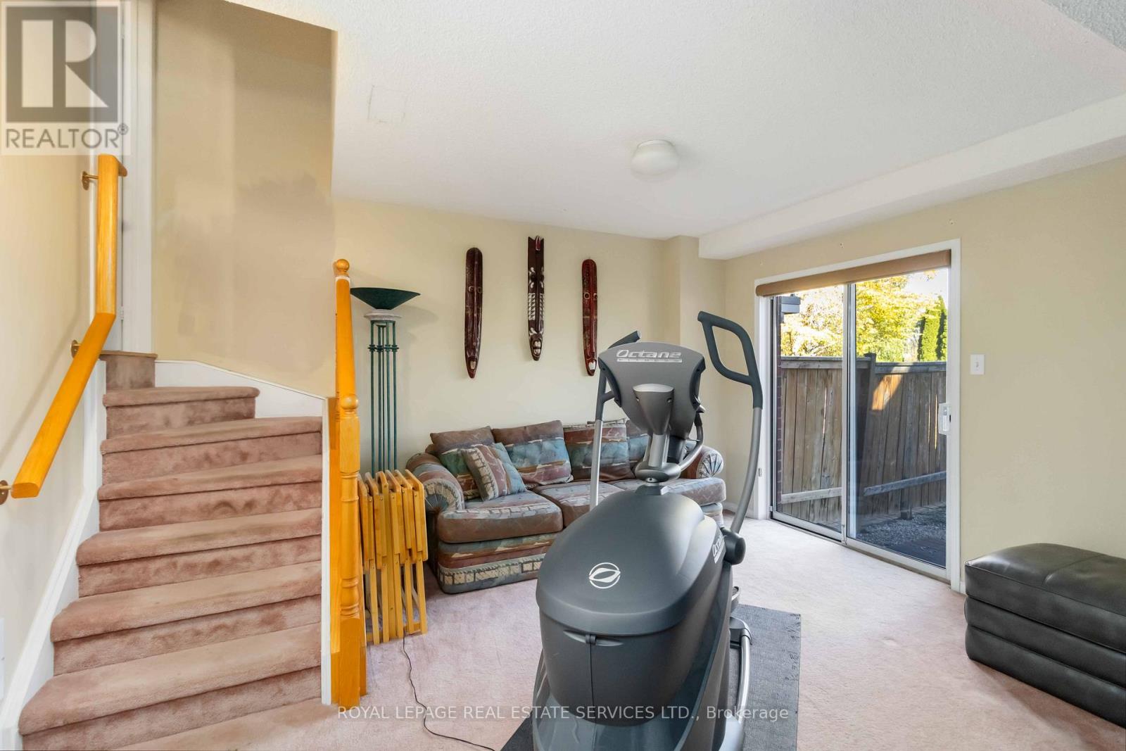 1584 Woodhenge Way, Mississauga, Ontario  L5N 7T1 - Photo 33 - W12532348