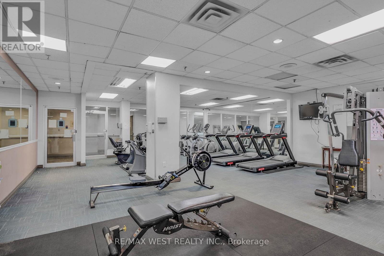 1102 - 285 Enfield Place, Mississauga, Ontario  L5B 3Y6 - Photo 22 - W12532406