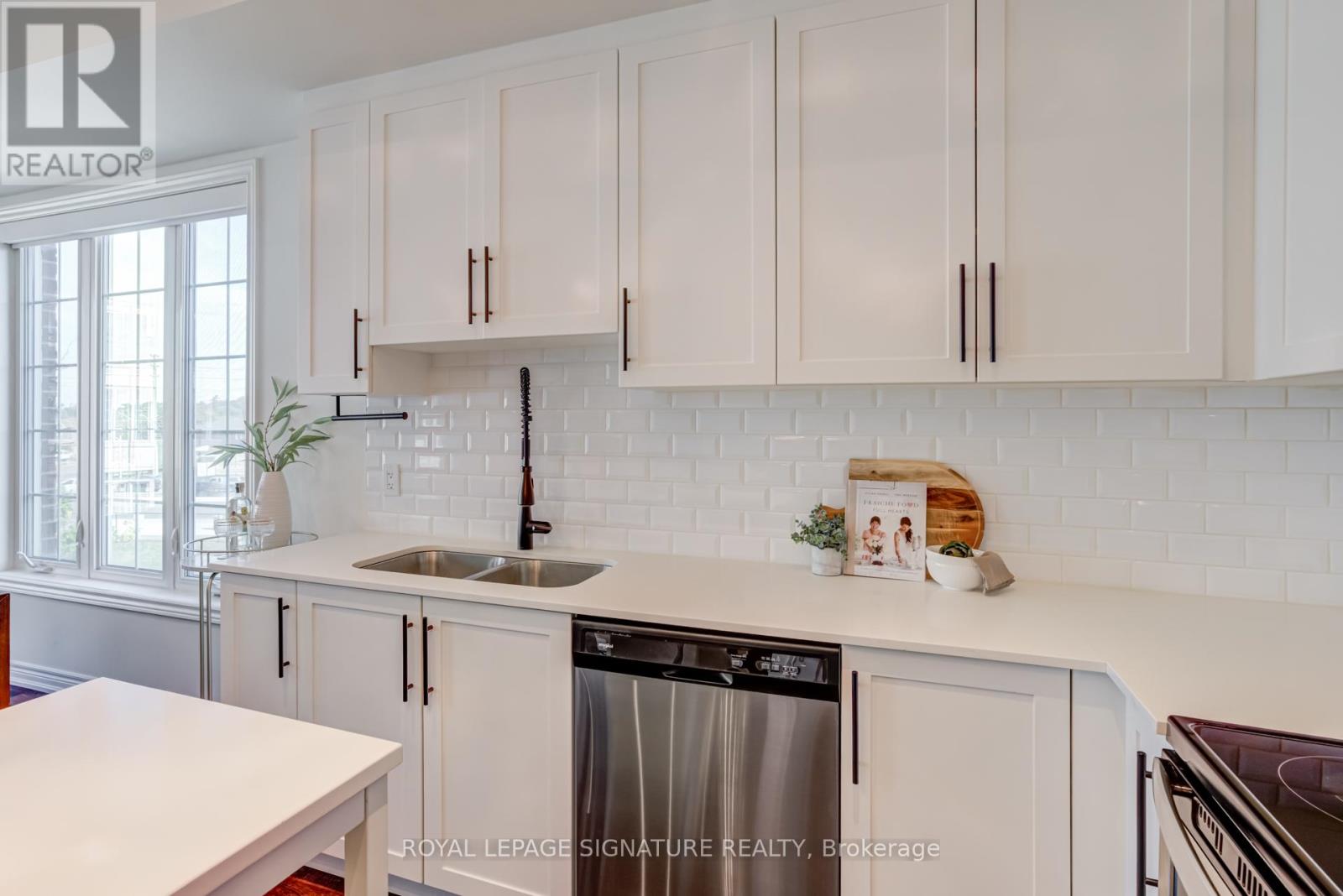 25 - 2199 Lillykin Street, Oakville, Ontario  L6H 0X6 - Photo 13 - W12532410