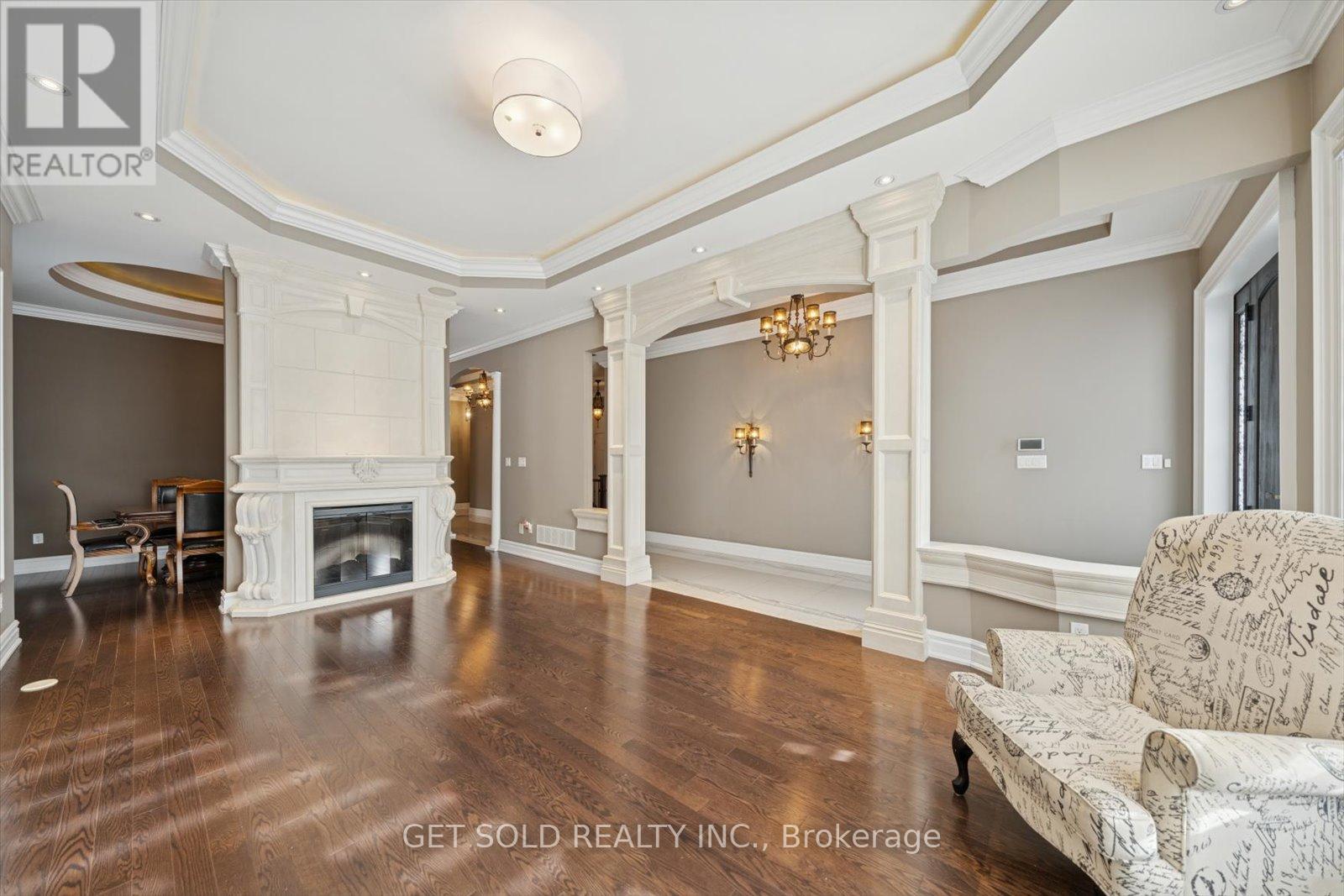 7 Tristan Court, Brampton, Ontario  L6Y 5S2 - Photo 13 - W12532414