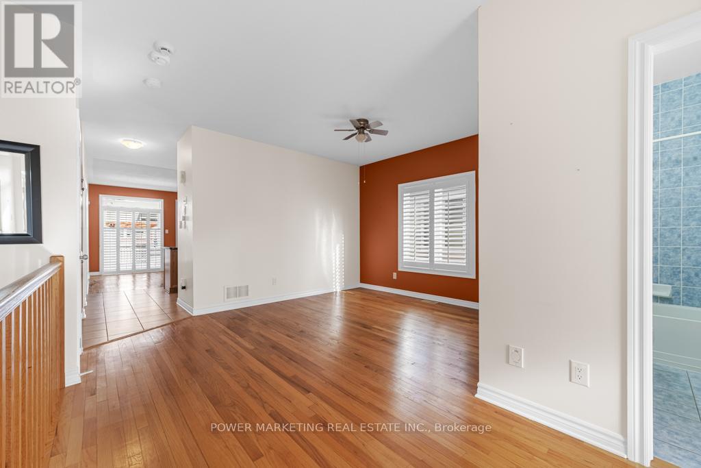 192 Felicity Crescent, Ottawa, Ontario  K1W 0C2 - Photo 7 - X12513350