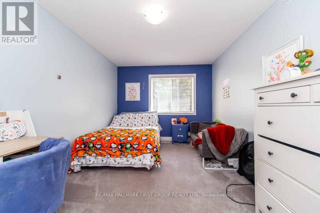 99 Manhattan Court, St. Catharines, Ontario  L2R 0B8 - Photo 22 - X12532306