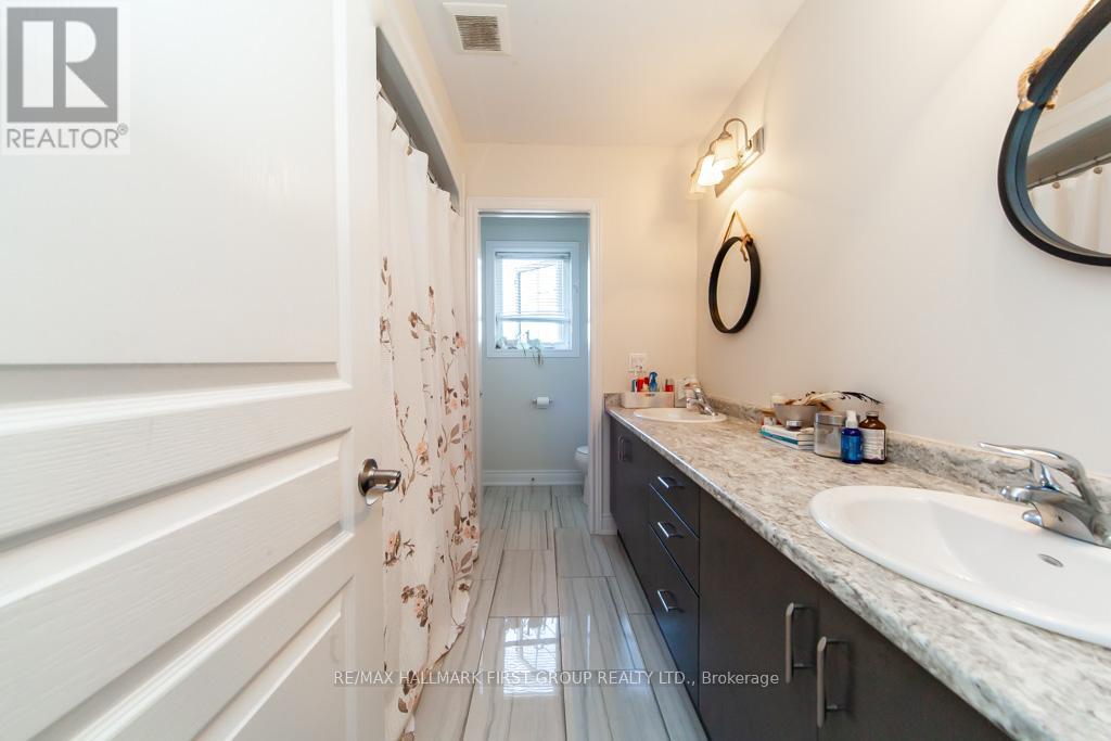 99 Manhattan Court, St. Catharines, Ontario  L2R 0B8 - Photo 27 - X12532306