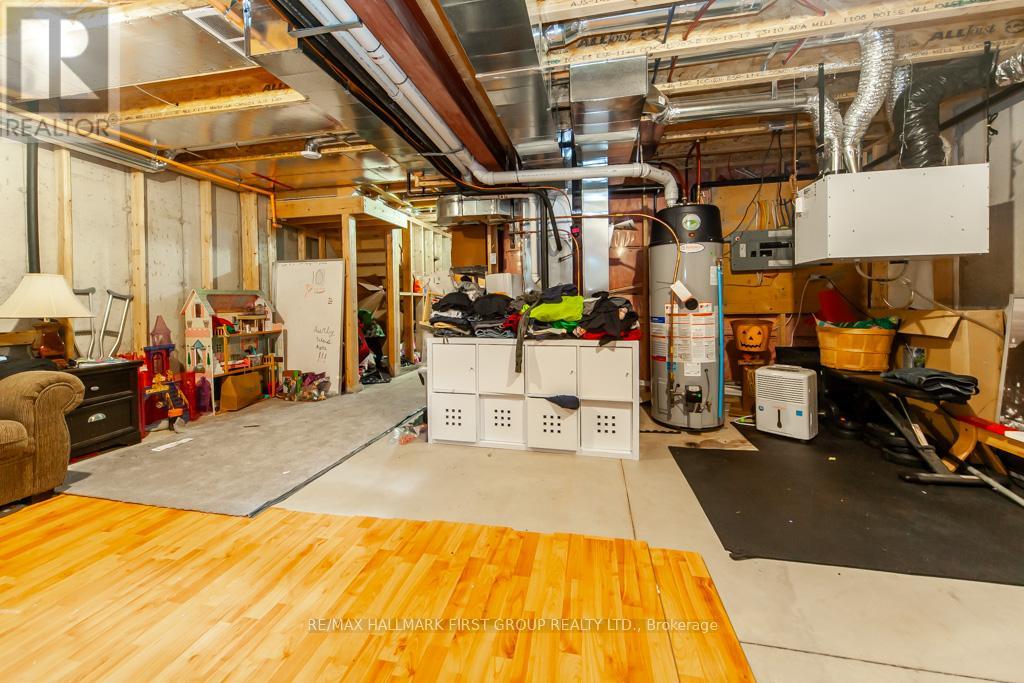 99 Manhattan Court, St. Catharines, Ontario  L2R 0B8 - Photo 31 - X12532306