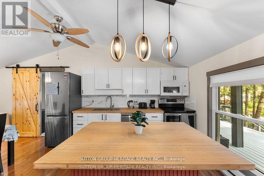 682 North Shore Drive E, Otonabee-South Monaghan, Ontario  K0L 1B0 - Photo 11 - X12532328