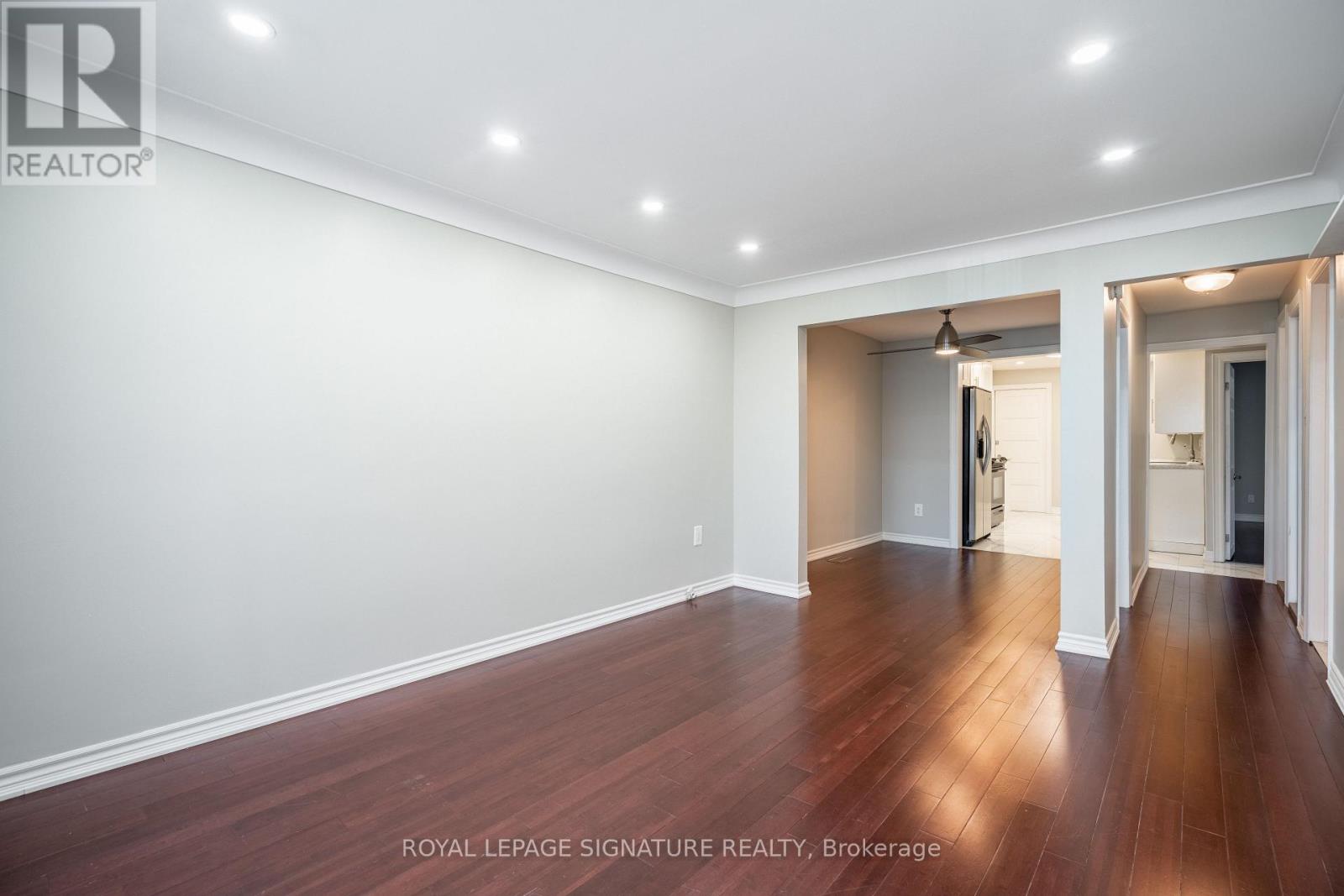 Main - 96 Charlotte Street, Hamilton, Ontario  L8K 4V2 - Photo 3 - X12532340