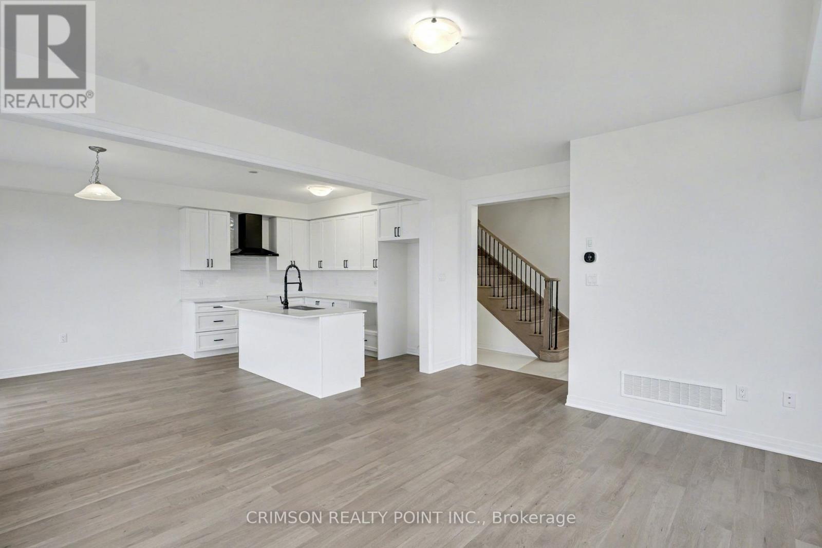 160 Gillespie Drive, Brantford, Ontario  N3T 0Y6 - Photo 6 - X12532368