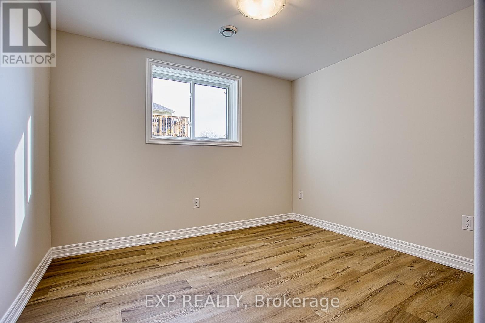 Lower - 26 Willson Drive, Thorold, Ontario  L2V 0G7 - Photo 11 - X12532370