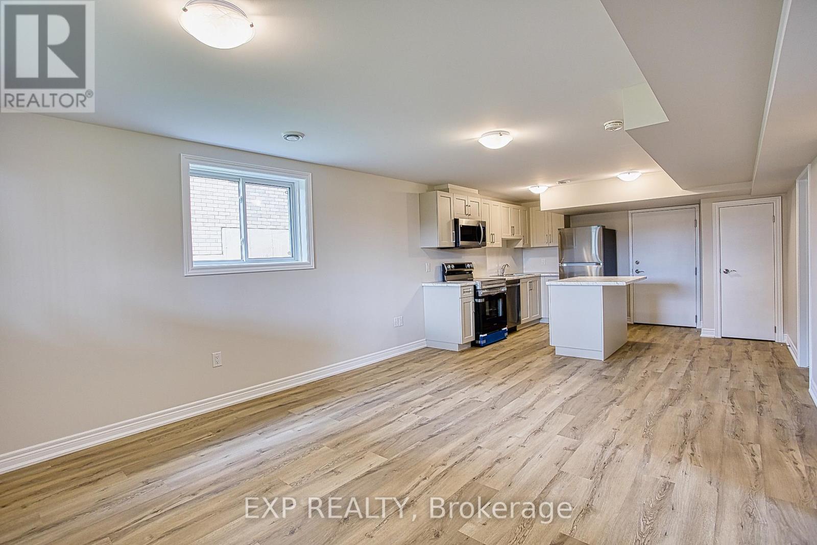 Lower - 26 Willson Drive, Thorold, Ontario  L2V 0G7 - Photo 9 - X12532370