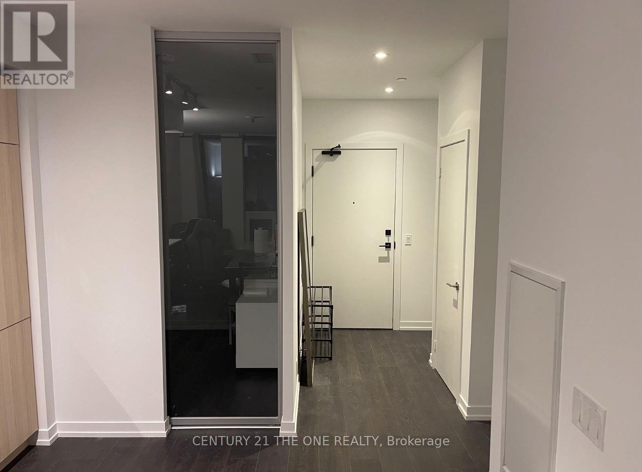 2812 - 55 Mercer Street, Toronto, Ontario  M5V 3W2 - Photo 8 - C12532434