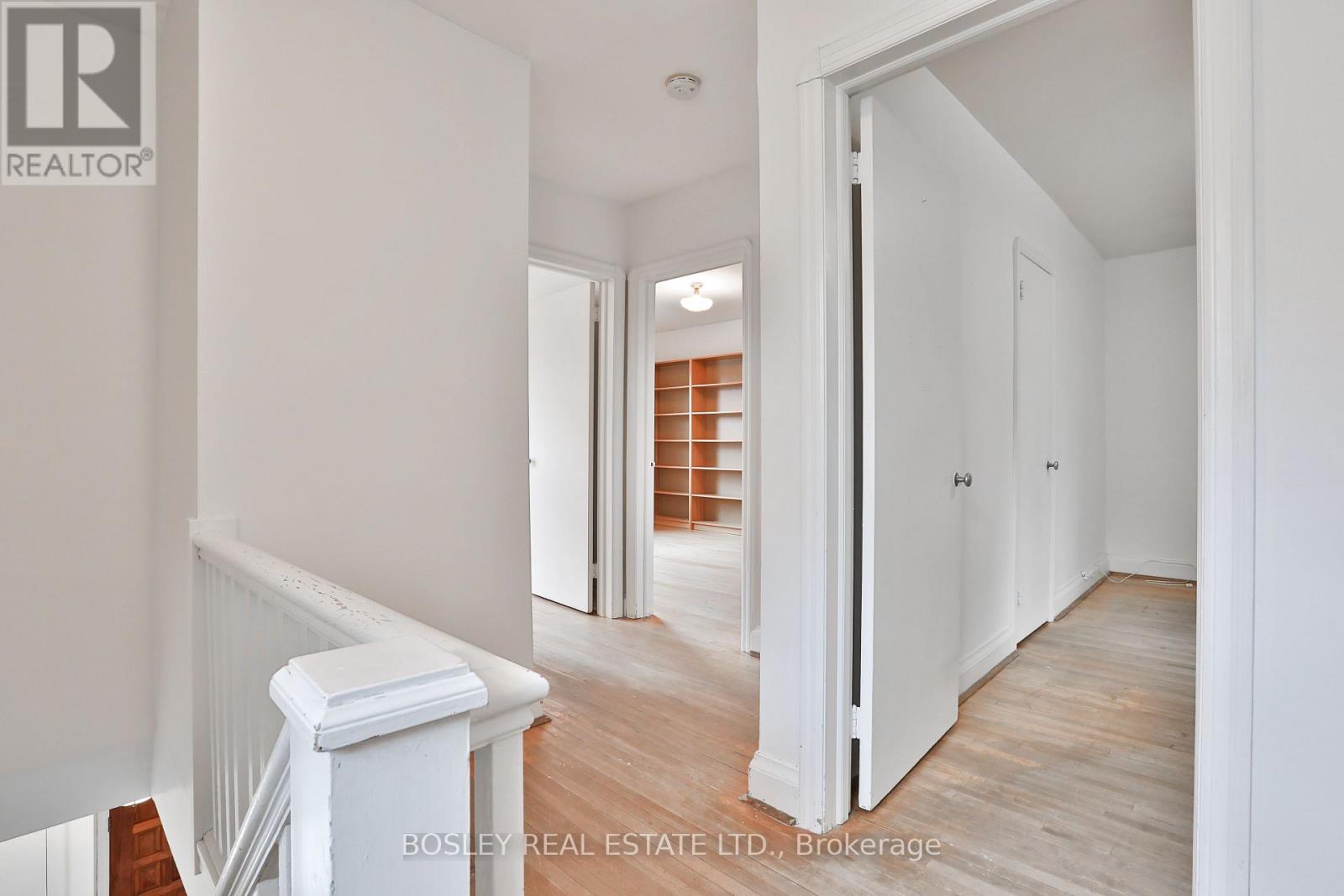 17 Fairholme Avenue, Toronto, Ontario  M6B 2W4 - Photo 14 - C12532464