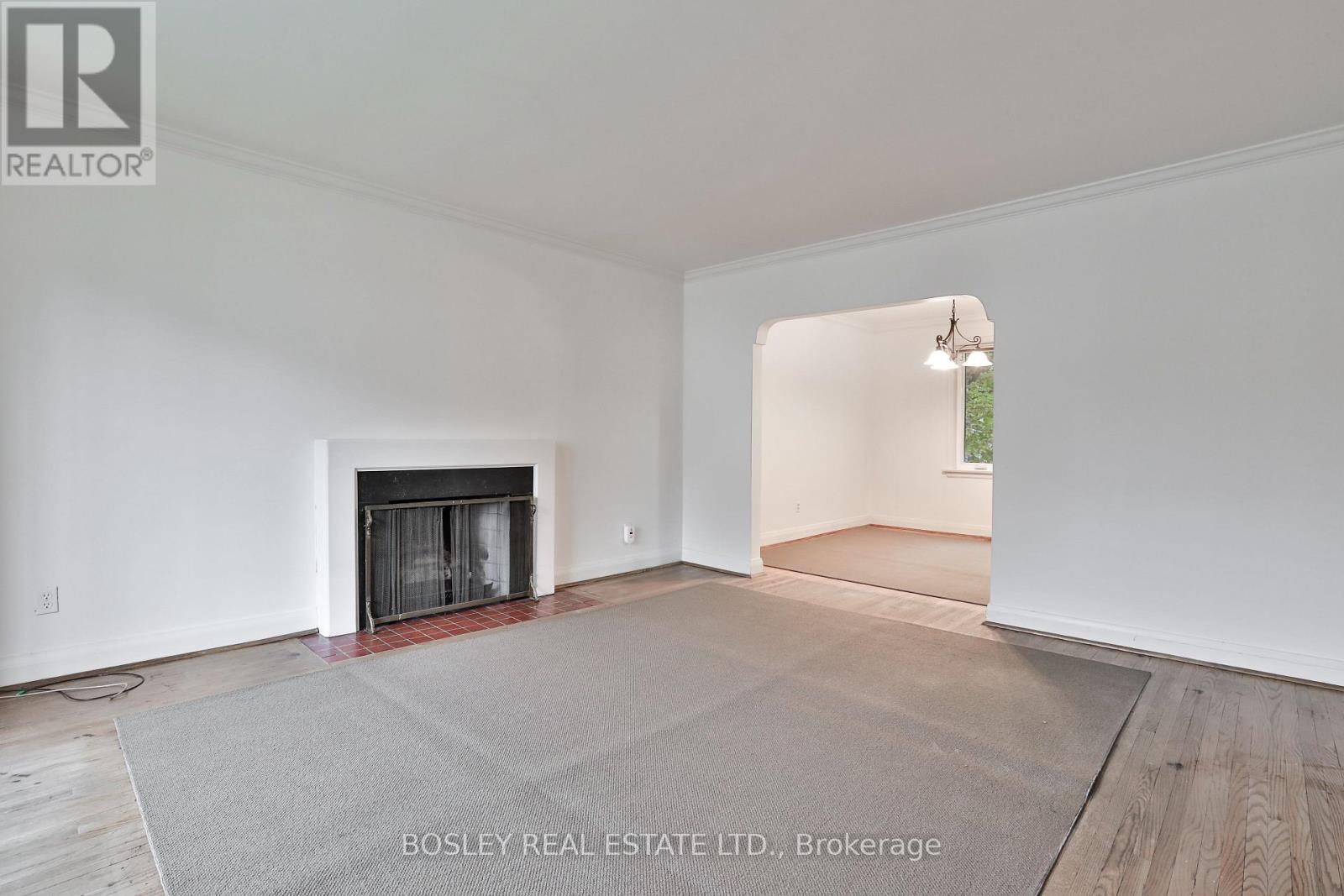 17 Fairholme Avenue, Toronto, Ontario  M6B 2W4 - Photo 19 - C12532464