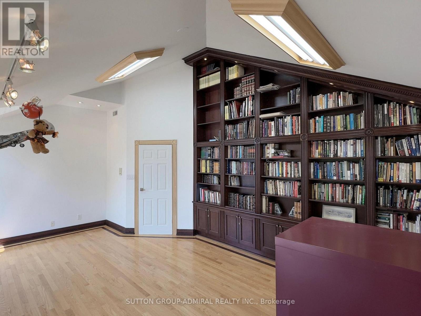 15 Gorman Park, Toronto, Ontario  M3H 3K3 - Photo 28 - C12532468