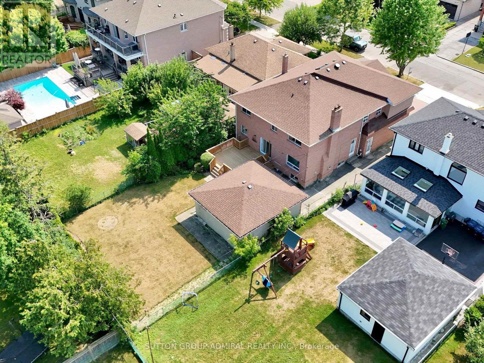 15 Gorman Park, Toronto, Ontario  M3H 3K3 - Photo 49 - C12532468