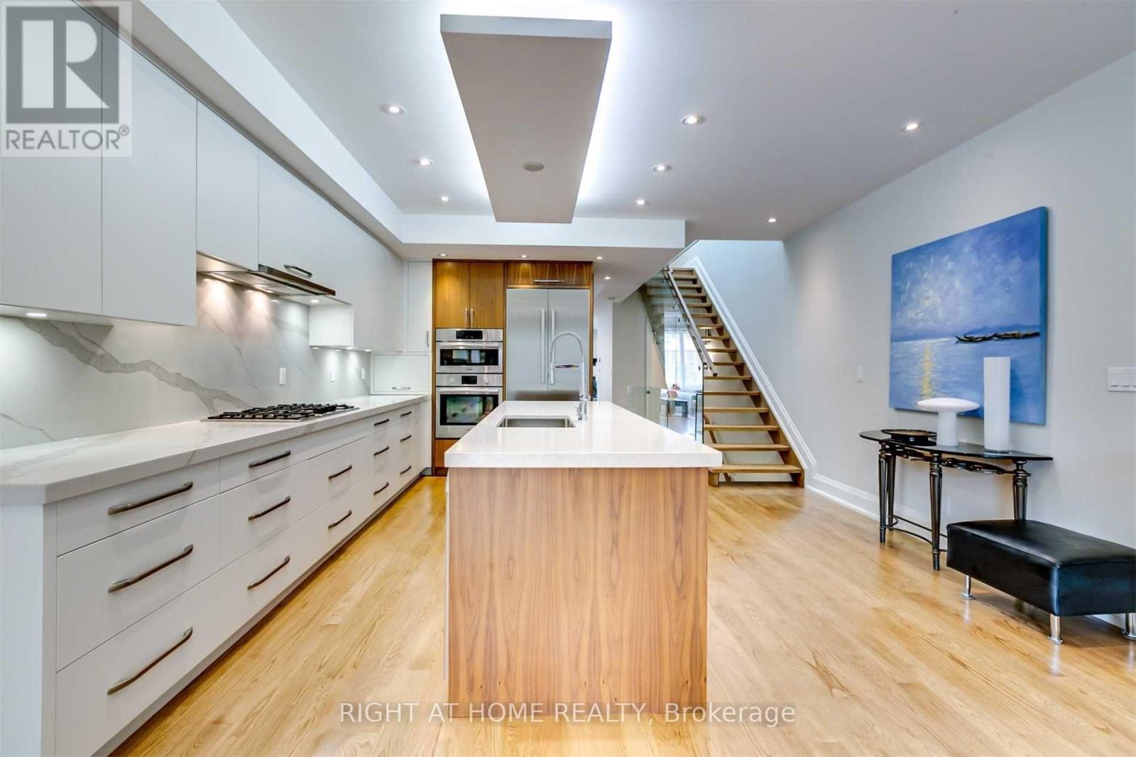 59 B Sherwood Avenue E, Toronto, Ontario  M4P 2A6 - Photo 10 - C12532472