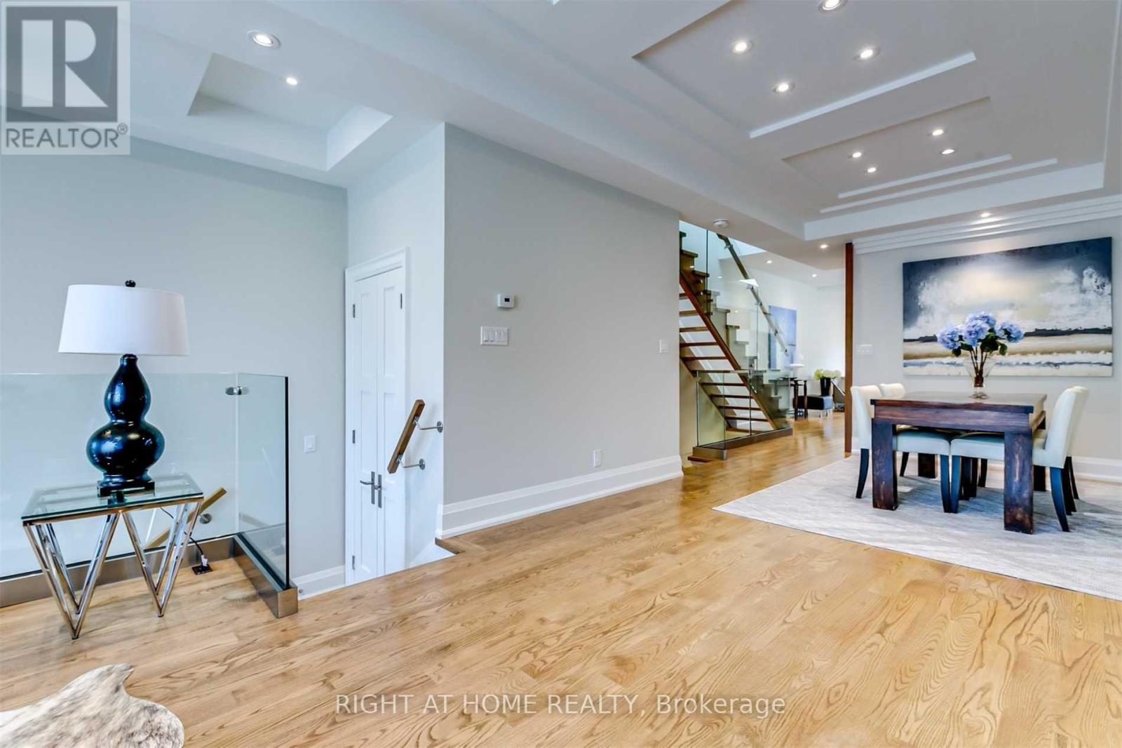 59 B Sherwood Avenue E, Toronto, Ontario  M4P 2A6 - Photo 2 - C12532472